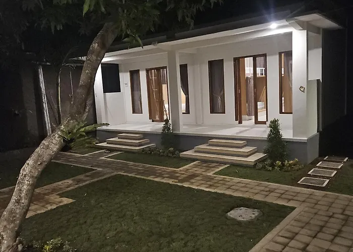Hostel Ungasan Center