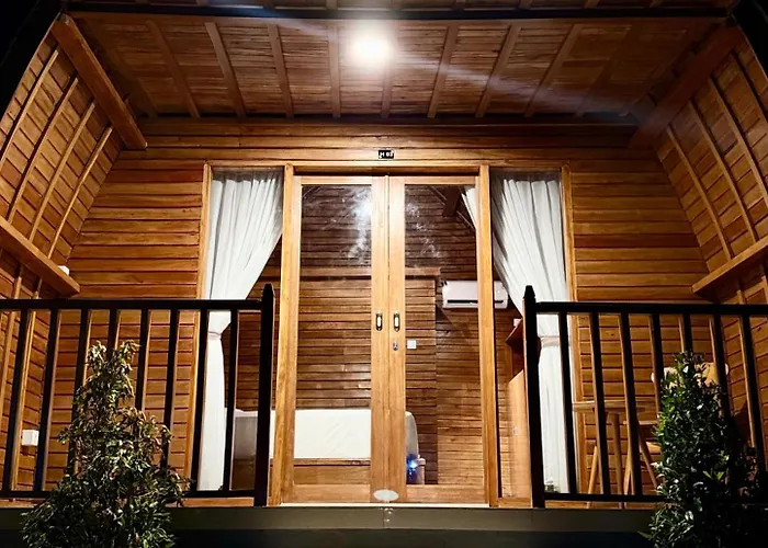 Hostel Ungasan Center *